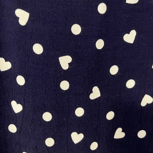 🟢F&F Blue with White Hearts Short Tie sleeve Top Size 6 - Picture 7 of 7